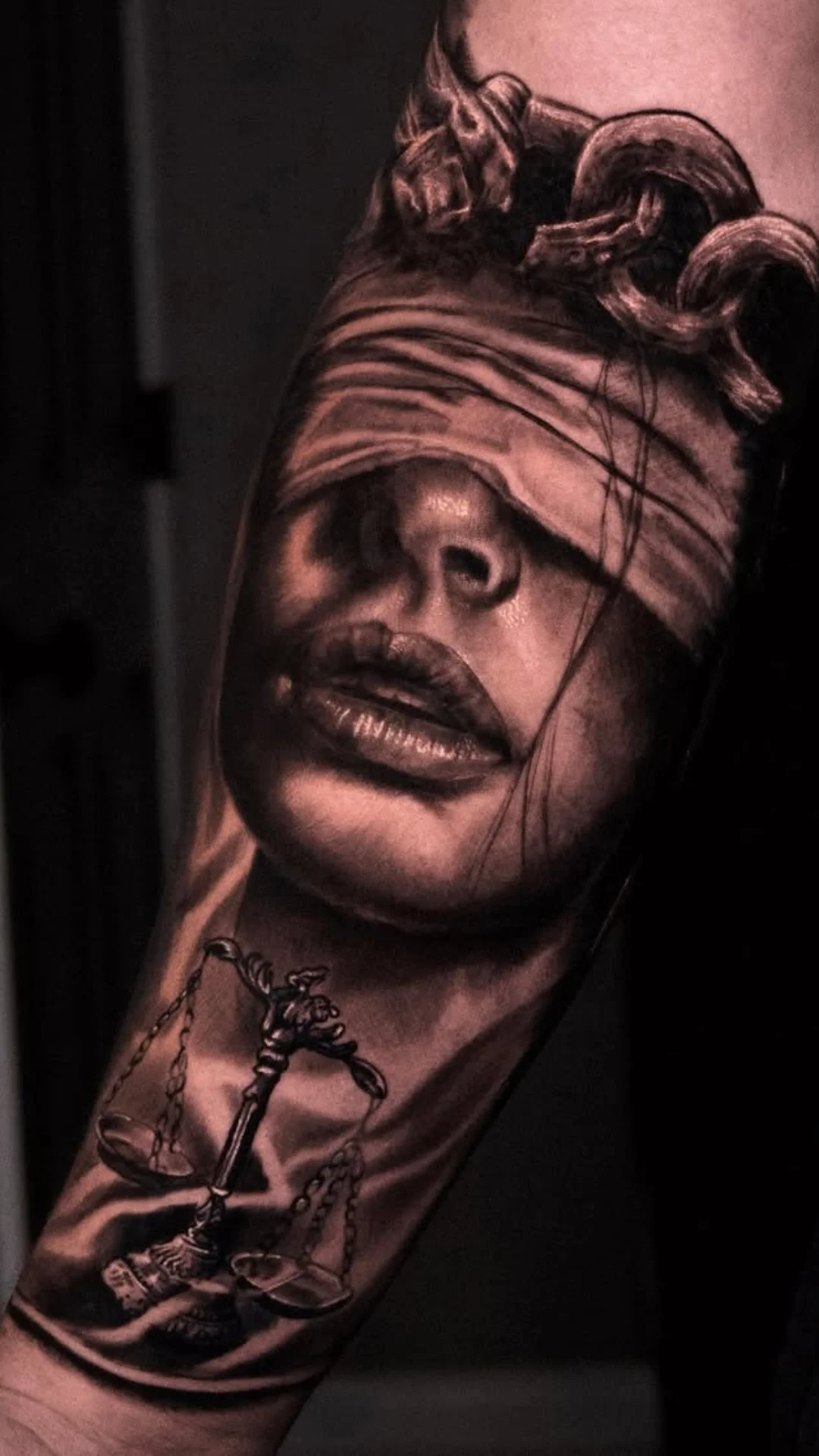 Balance ⚖️Done with;@cheyenne_tattooequipment @hornetarttattoosupply @hustlebutterdeluxe @kwadron @vicecolors_official @killerinktattoo-1080x1920